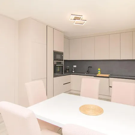 Jozak Appartement *